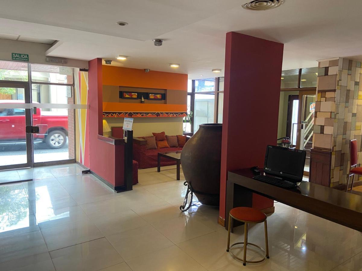 סן פרננדו דל ואלה דה קטמארה Hotel Inti Huasi מראה חיצוני תמונה